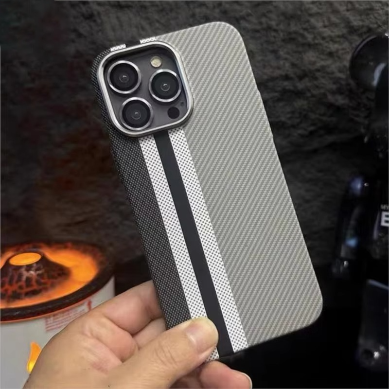 Luxury iPhone Case — Kevlar Pattern MagSafe Compatible Magnetic Shockproof Cover, Anti-Fingerprint, Anti-Scratch, Dustproof, Wireless-Charging, Full Protection