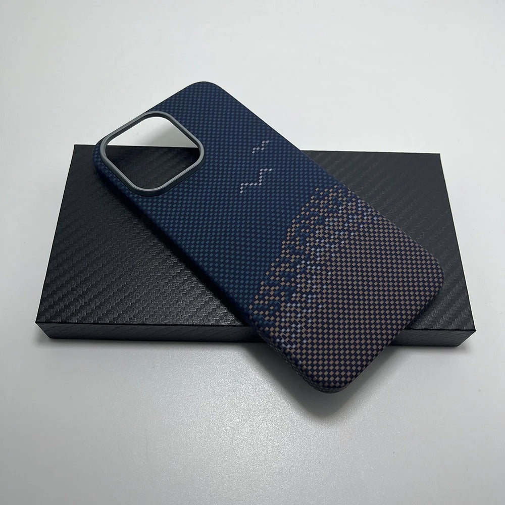 Luxury iPhone Case — Aramid Carbon Fiber MagSafe Cover with Ultra-Lightweight Half-Wrapped Protection and Durable Scratch-Resistant Texture