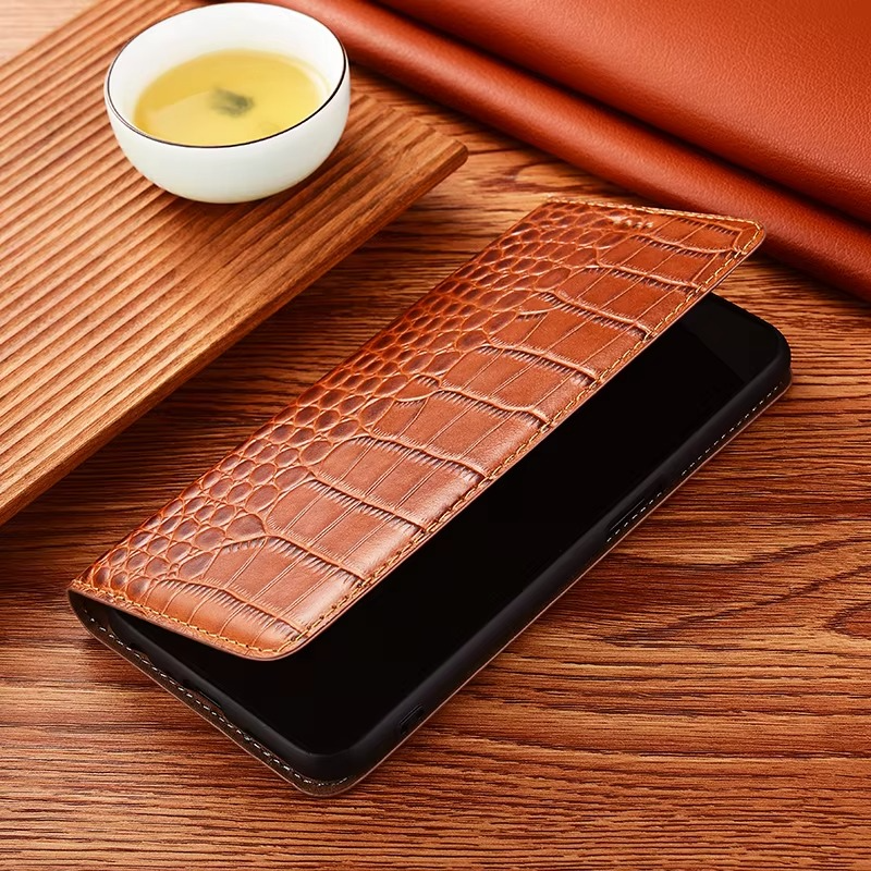 Luxury iPhone Case — Business Flip Wallet Genuine Leather Cover with Kickstand, Magnetic Full-Protection Design & Anti-Scratch Non-Slip Finish