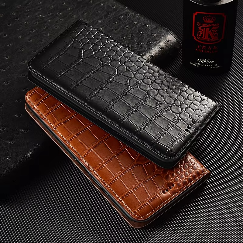 Luxury iPhone Case — Business Flip Wallet Genuine Leather Cover with Kickstand, Magnetic Full-Protection Design & Anti-Scratch Non-Slip Finish