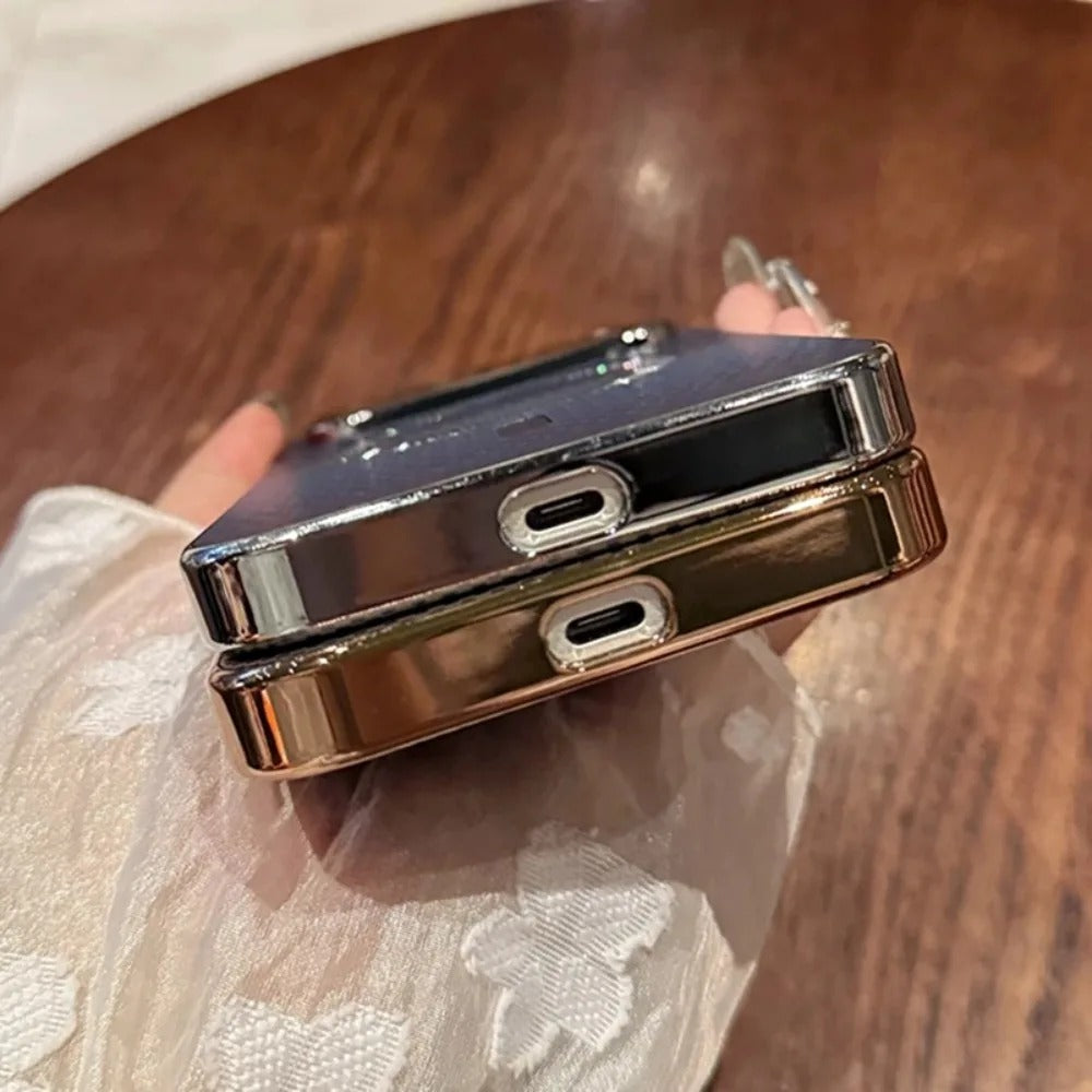 Luxury iPhone Case — Carbon-Fiber Pattern MagSafe Wireless-Charging Cover with Shockproof Plating Design and Slim TPU Protection