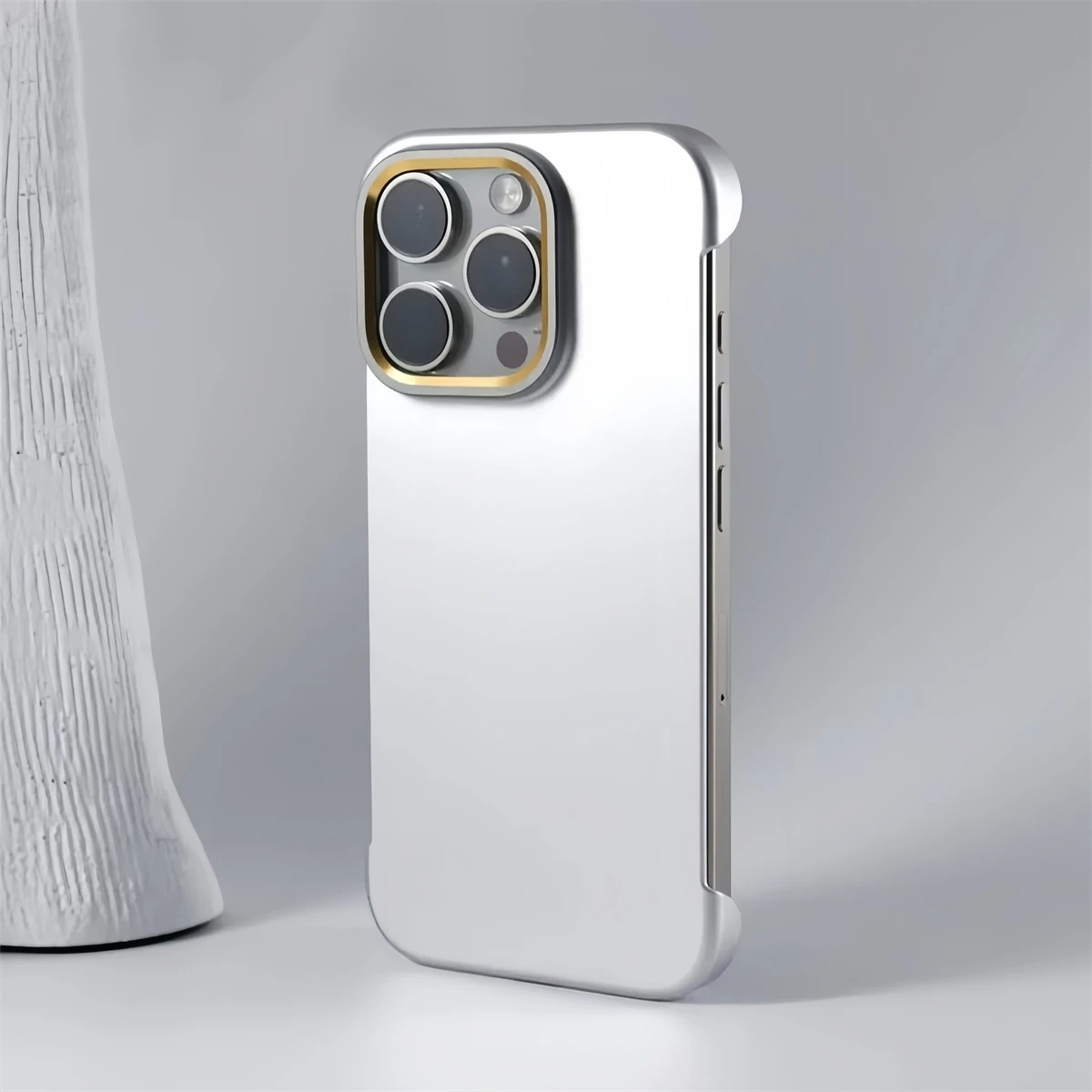 Luxury iPhone Case — Frameless Alloy-Lens MagSafe Cover with Heat-Dissipation Design, Slim Wireless-Charging PC Build & Lightweight Non-Slip Protection