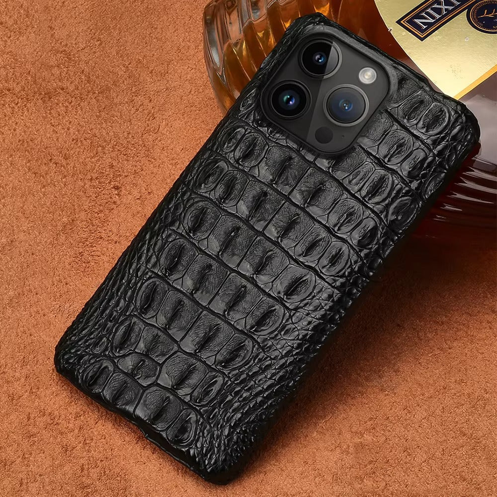 Luxury iPhone Case — Genuine Crocodile Leather Magnetic Cover with Shockproof PC Backing, Matte Anti-Fingerprint Finish and Dustproof Non-Slip Design