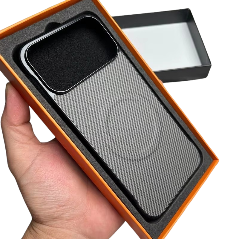 Luxury iPhone Case — Hard Carbon-Fiber Magnetic Cover with Slim Shockproof TPU Bumper, Matte Anti-Fingerprint Finish and MagSafe Wireless-Charging Design