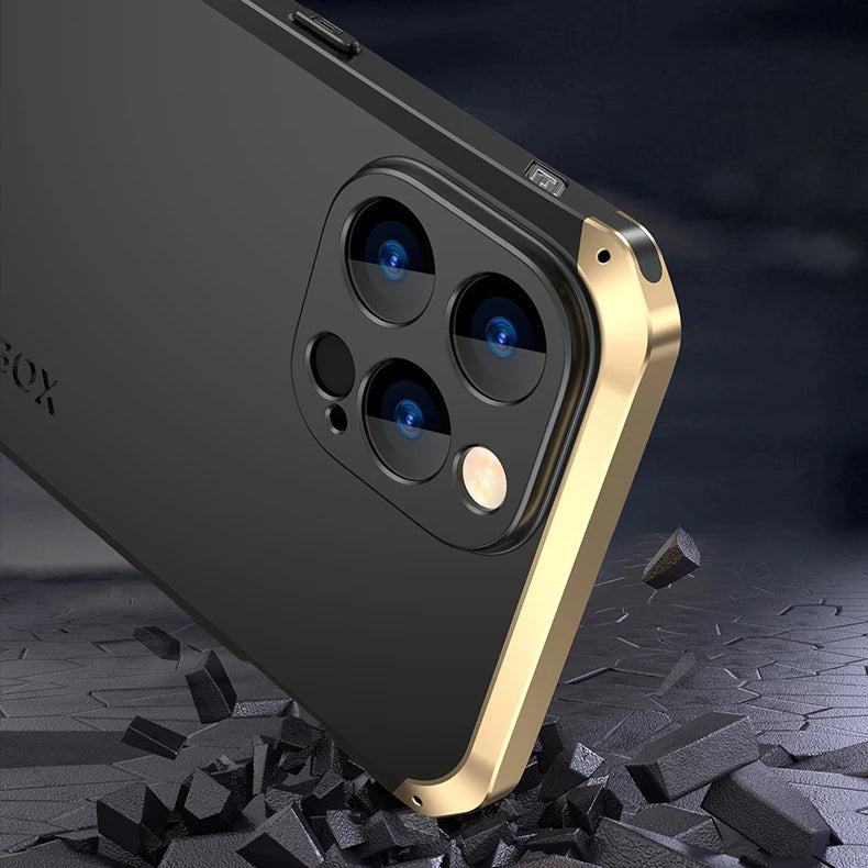 Luxury iPhone Case — PC + Aluminum Metal Bumper Cover with Shockproof Dual-Layer Protection, Dustproof Anti-Scratch Design and Premium Metallic Finish
