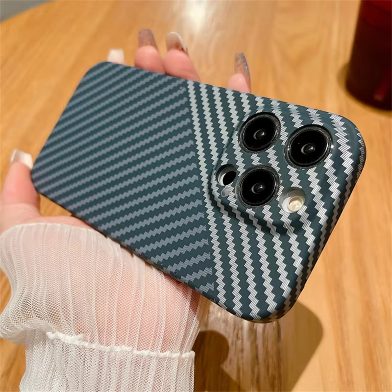Luxury iPhone Case — Real Aramid Carbon Fiber Ultra-Thin Lightweight Cover with Shockproof Dustproof Protection & Precision-Cut Premium Design