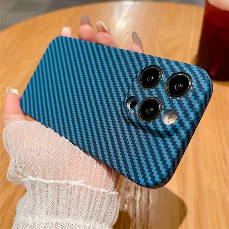 Luxury iPhone Case — Real Aramid Carbon Fiber Ultra-Thin Lightweight Cover with Shockproof Dustproof Protection & Precision-Cut Premium Design
