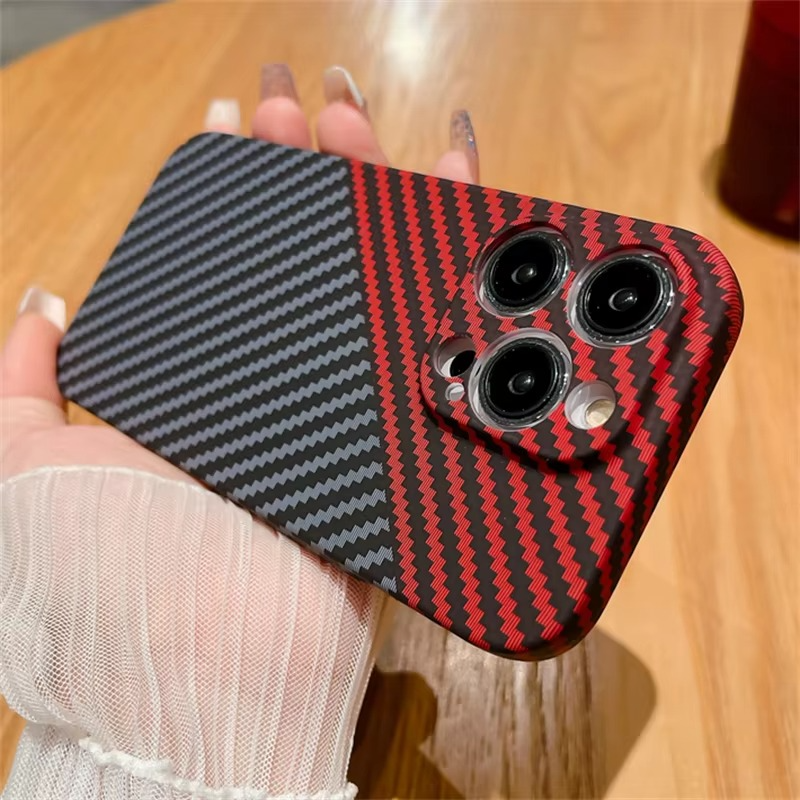 Luxury iPhone Case — Real Aramid Carbon Fiber Ultra-Thin Lightweight Cover with Shockproof Dustproof Protection & Precision-Cut Premium Design