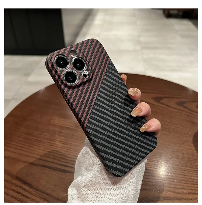 Luxury iPhone Case — Real Aramid Carbon Fiber Ultra-Thin Lightweight Cover with Shockproof Dustproof Protection & Precision-Cut Premium Design