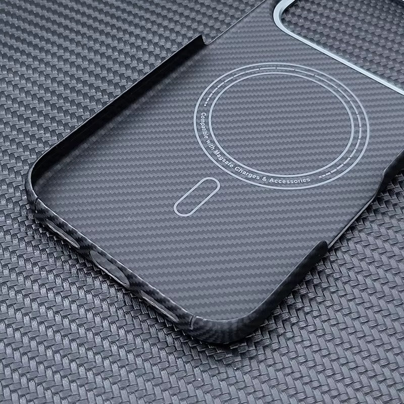 Luxury iPhone Case — Ultra-Thin 600D Real Carbon Fiber MagSafe Cover with Aramid Kevlar Protection, Matte Anti-Fingerprint Full-Coverage Waterproof Design
