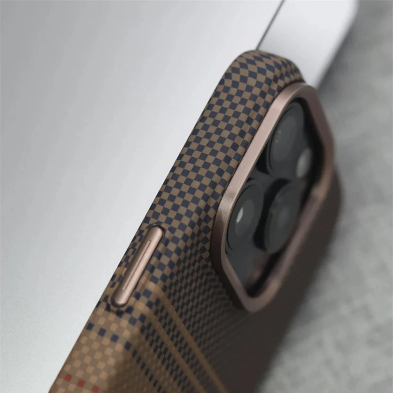 Premium Carbon Fiber Texture iPhone Case — Half-Wrapped MagSafe Compatible, Shockproof, Anti-Fingerprint, Anti-Scratch, Lightweight Wireless Charging Cover