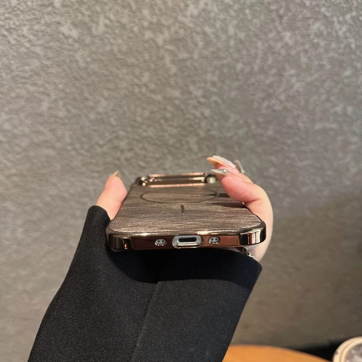 Premium Magnetic iPhone Case MagSafe Compatible Shockproof Borderless Electroplated Cooling PC Cover with Gold-Wire Design & Wireless Charging Compatibility