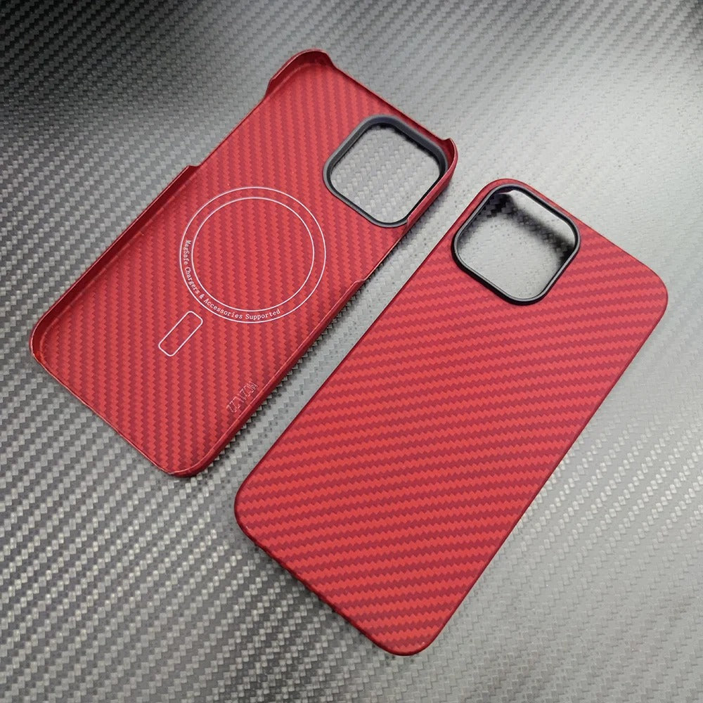Premium iPhone Case — Thin Aramid Fiber Magnetic Cover with MagSafe Compatibility, Ultra-Lightweight Carbon Texture & Durable Half-Wrapped Design