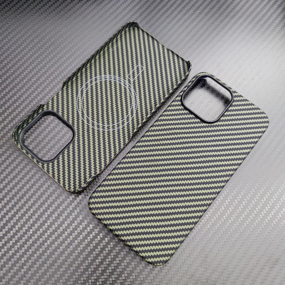 Premium iPhone Case — Thin Aramid Fiber Magnetic Cover with MagSafe Compatibility, Ultra-Lightweight Carbon Texture & Durable Half-Wrapped Design