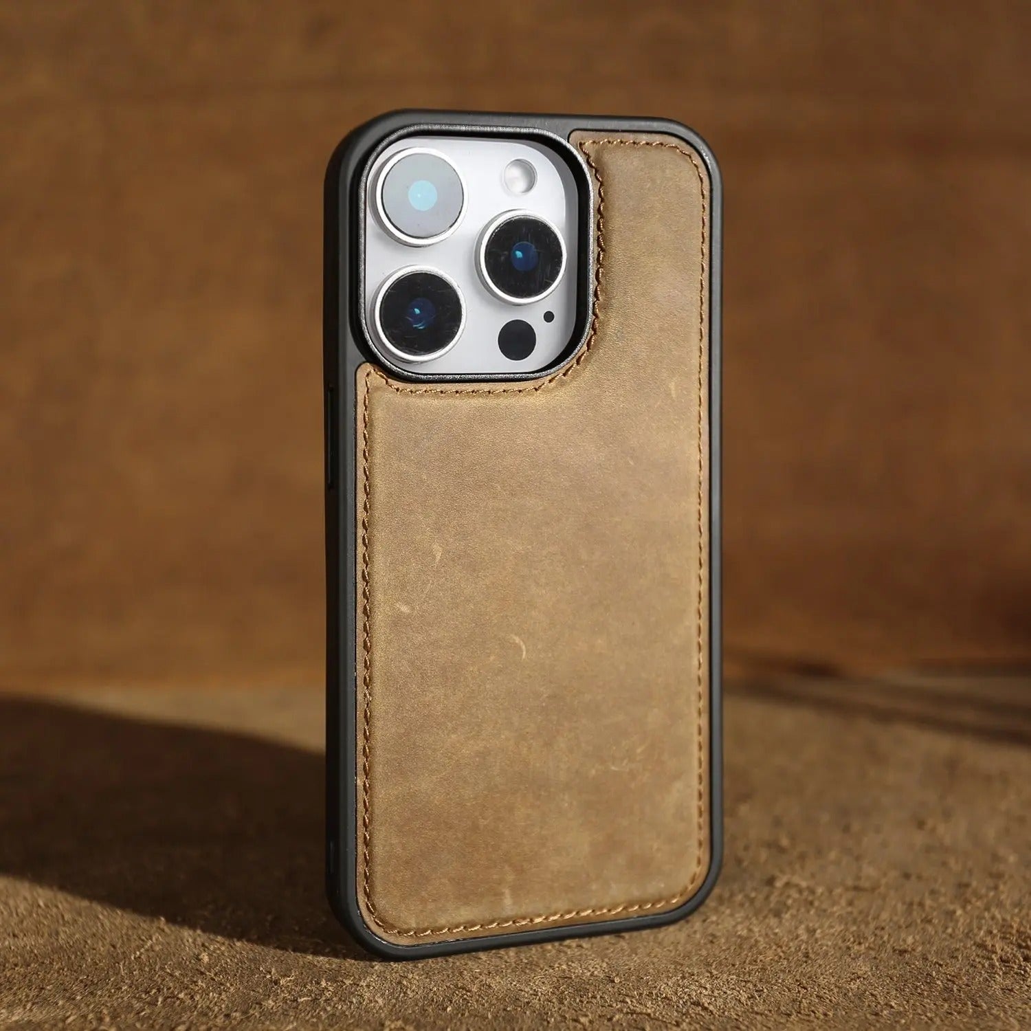 Premium iPhone Case — Vintage Crazy Horse Genuine Leather Magnetic Cover with Full-Coverage Shockproof Protection, Anti-Scratch Non-Slip Retro Design