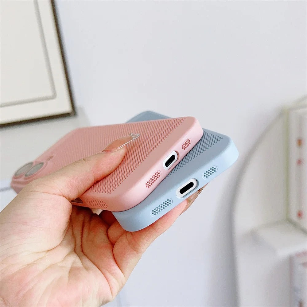 Ultra-Slim iPhone Case — Lightweight Cooling Heat-Dissipation Hard Shell with Breathable Design, Anti-Slip and Scratch-Resistant Finish