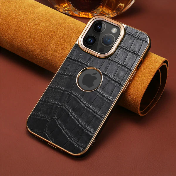 Luxury iPhone Case Crocodile Texture Leather Cover — Stylish Protective Back Shell, Slim Design with Anti-Fingerprint Scratch-Resistant Finish