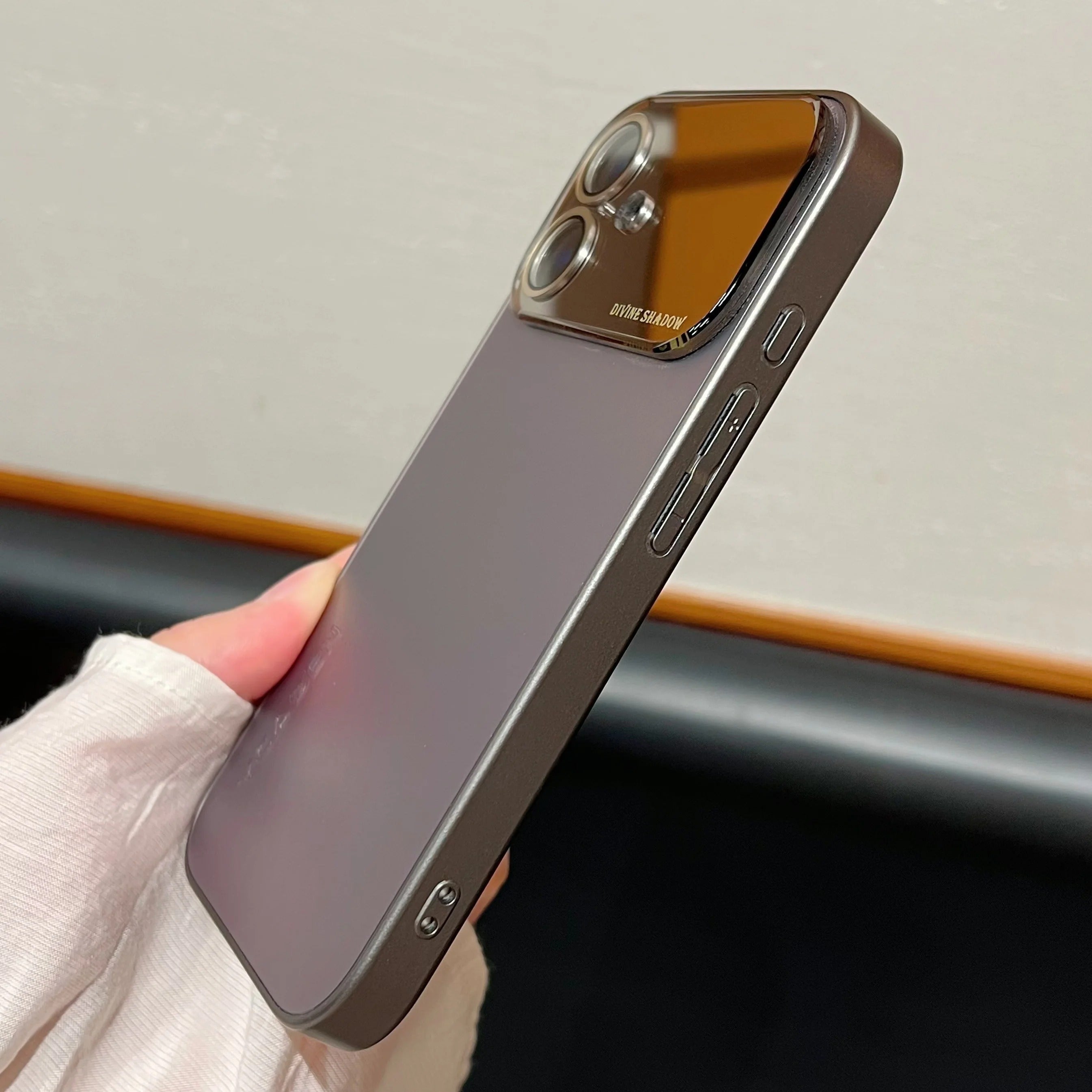 Luxury iPhone Case Slim Shockproof Screen Protection — Large Window Matte Electroplated Cover, Anti-Fingerprint TPU Design, Scratch-Resistant Full Protection