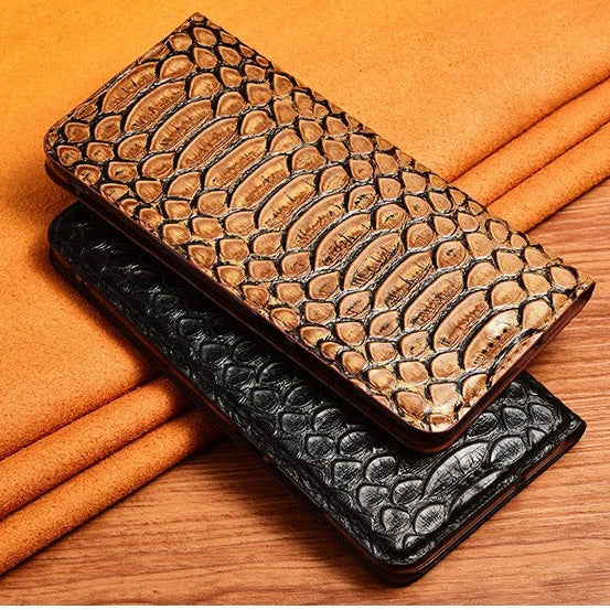 Luxury iPhone Case — Genuine Python Leather Wallet Flip Cover with Snake Skin Design, Card Holder, Non-Slip Grip & Full-Screen Protective Closure