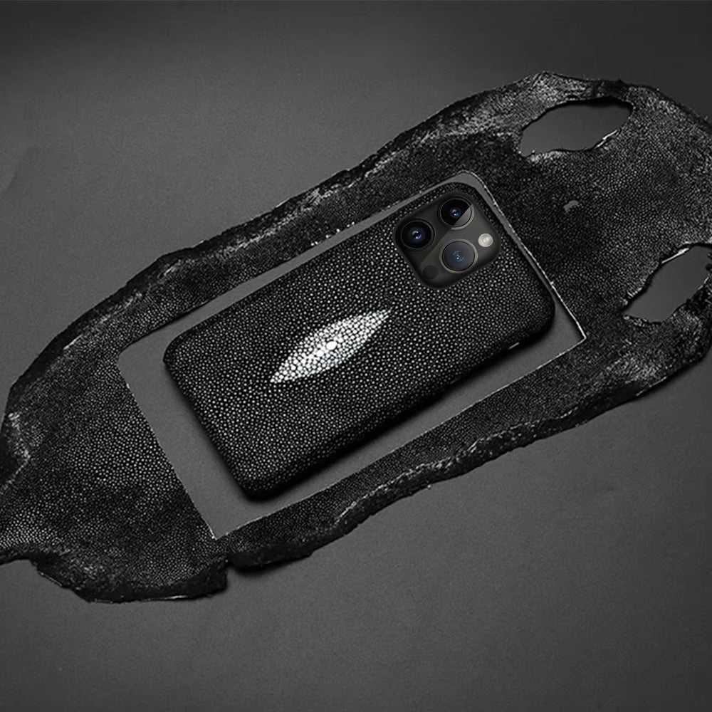 Luxury iPhone Case — Genuine Stingray Leather Shockproof Cover with Lightweight Half-Wrapped Design, Anti-Fingerprint Dustproof Protection and Premium Craft Finish