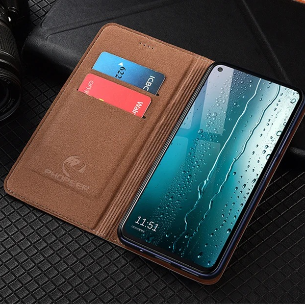 Luxury iPhone Case — Magnetic Flip Wallet Cover with Grid Pattern Cowhide Leather, Kickstand Function & Full-Protection TPU Bumper