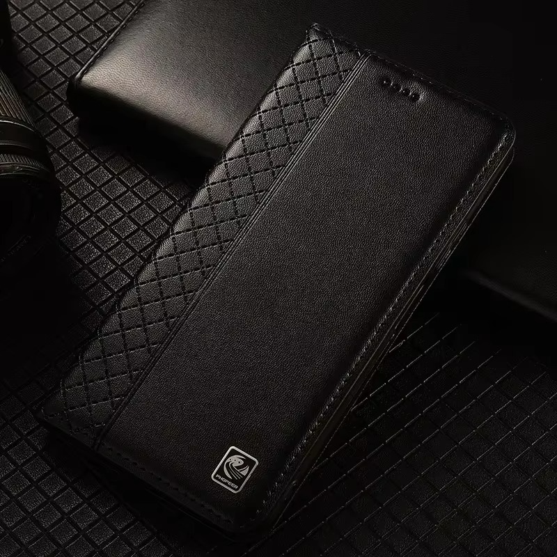 Luxury iPhone Case — Magnetic Flip Wallet Cover with Grid Pattern Cowhide Leather, Kickstand Function & Full-Protection TPU Bumper