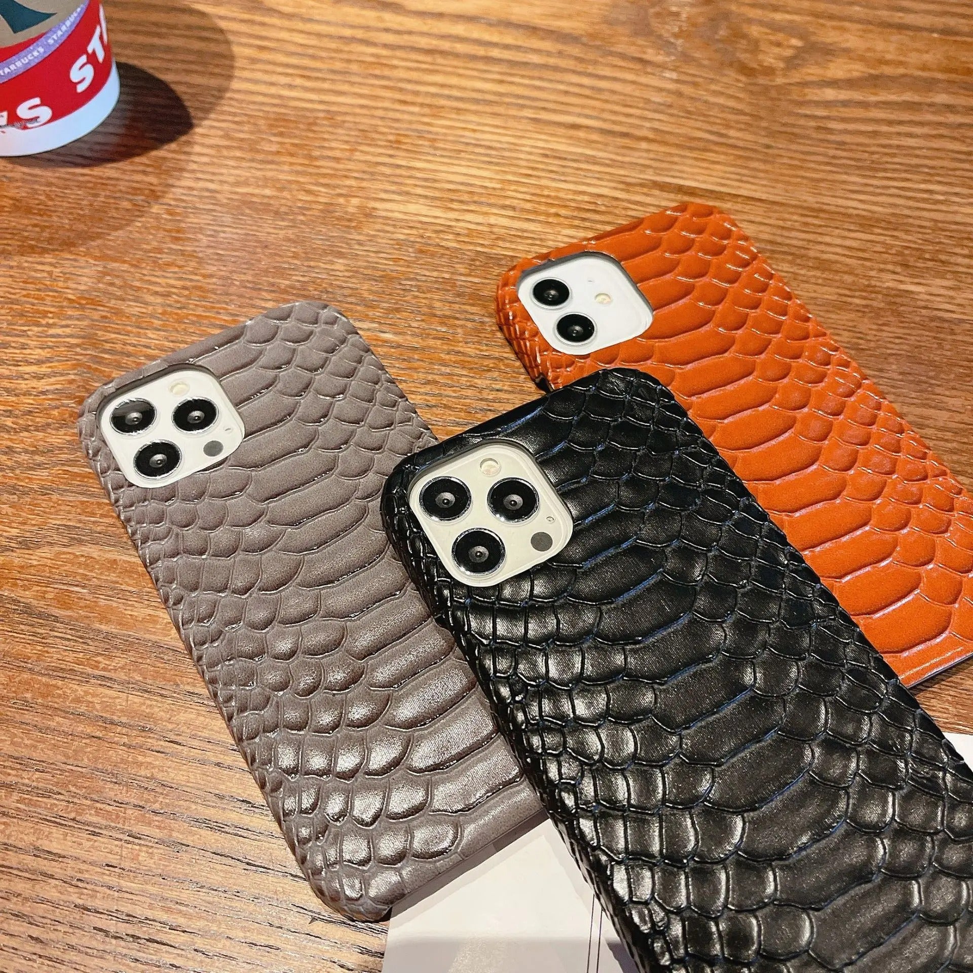 Luxury iPhone Case — Python Skin Pattern Hard Cover with Anti-Drop Shockproof Protection, Anti-Fingerprint Anti-Scratch PU Leather Design