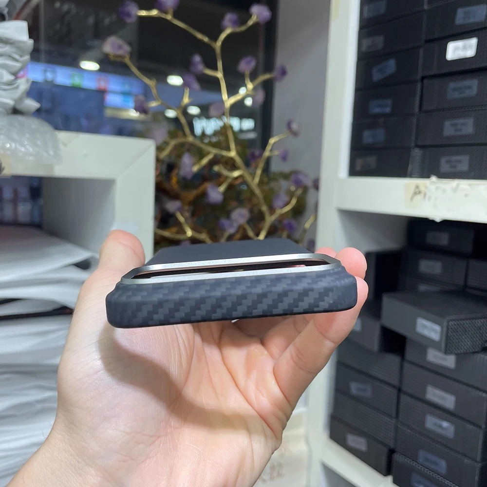 Luxury iPhone Case — Real Aramid Carbon Fiber MagSafe Cover with Alloy Camera Lens Ring, Magnetic Shockproof Business-Grade Protection