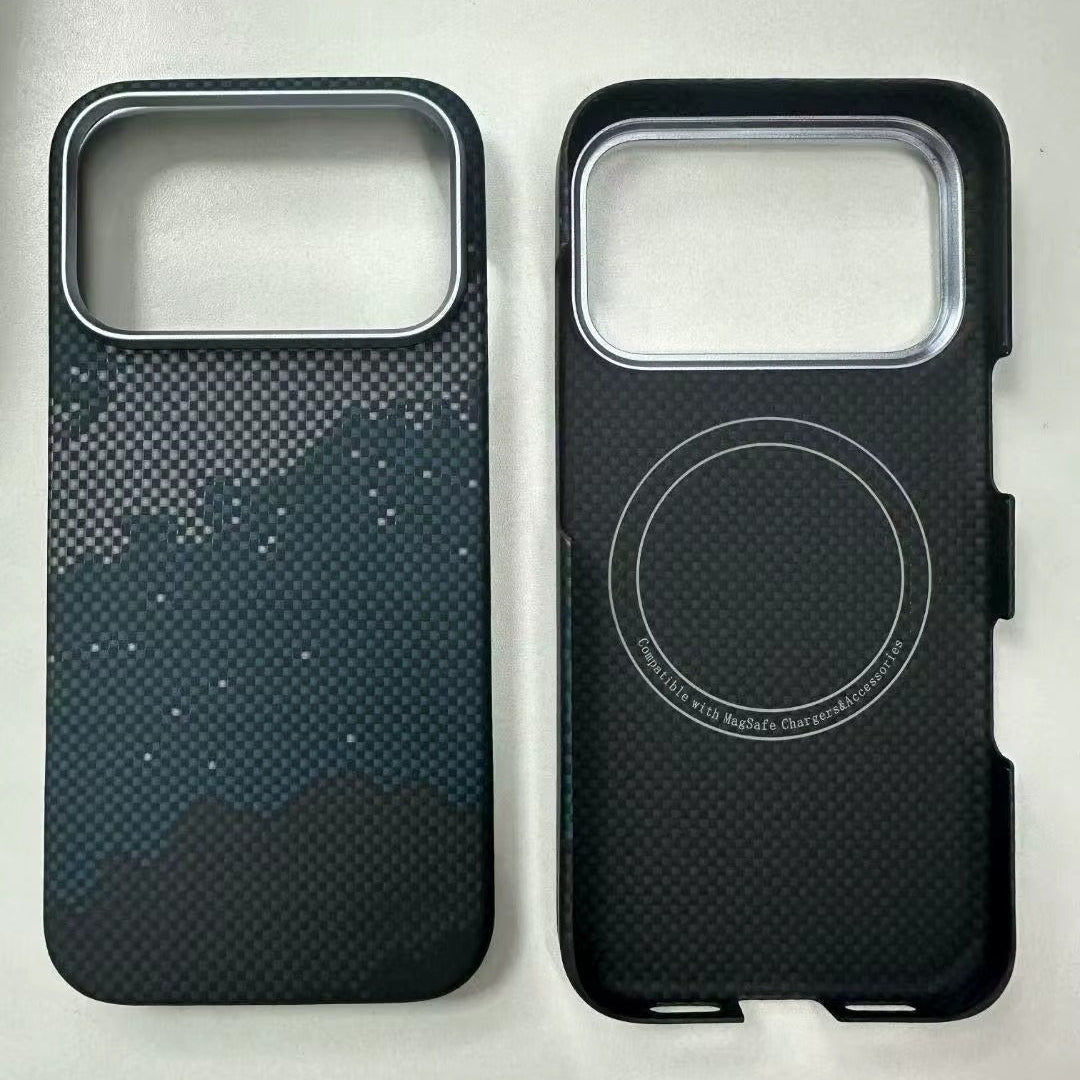 Luxury iPhone Case — Real Aramid Carbon Fiber MagSafe Cover with Shockproof Protection, Anti-Fingerprint Anti-Scratch Lightweight Design