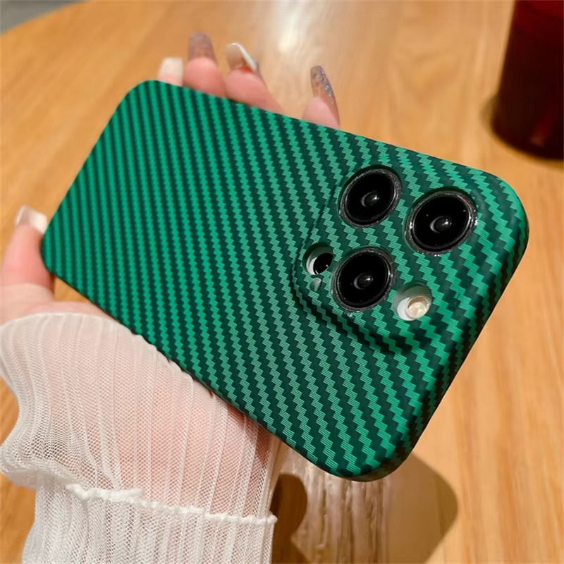 Luxury iPhone Case — Real Aramid Carbon Fiber Ultra-Thin Lightweight Cover with Shockproof Dustproof Protection & Precision-Cut Premium Design