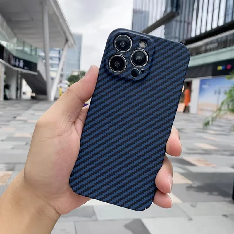 Luxury iPhone Case — Real Aramid Carbon Fiber Ultra-Thin Lightweight Cover with Shockproof Dustproof Protection & Precision-Cut Premium Design