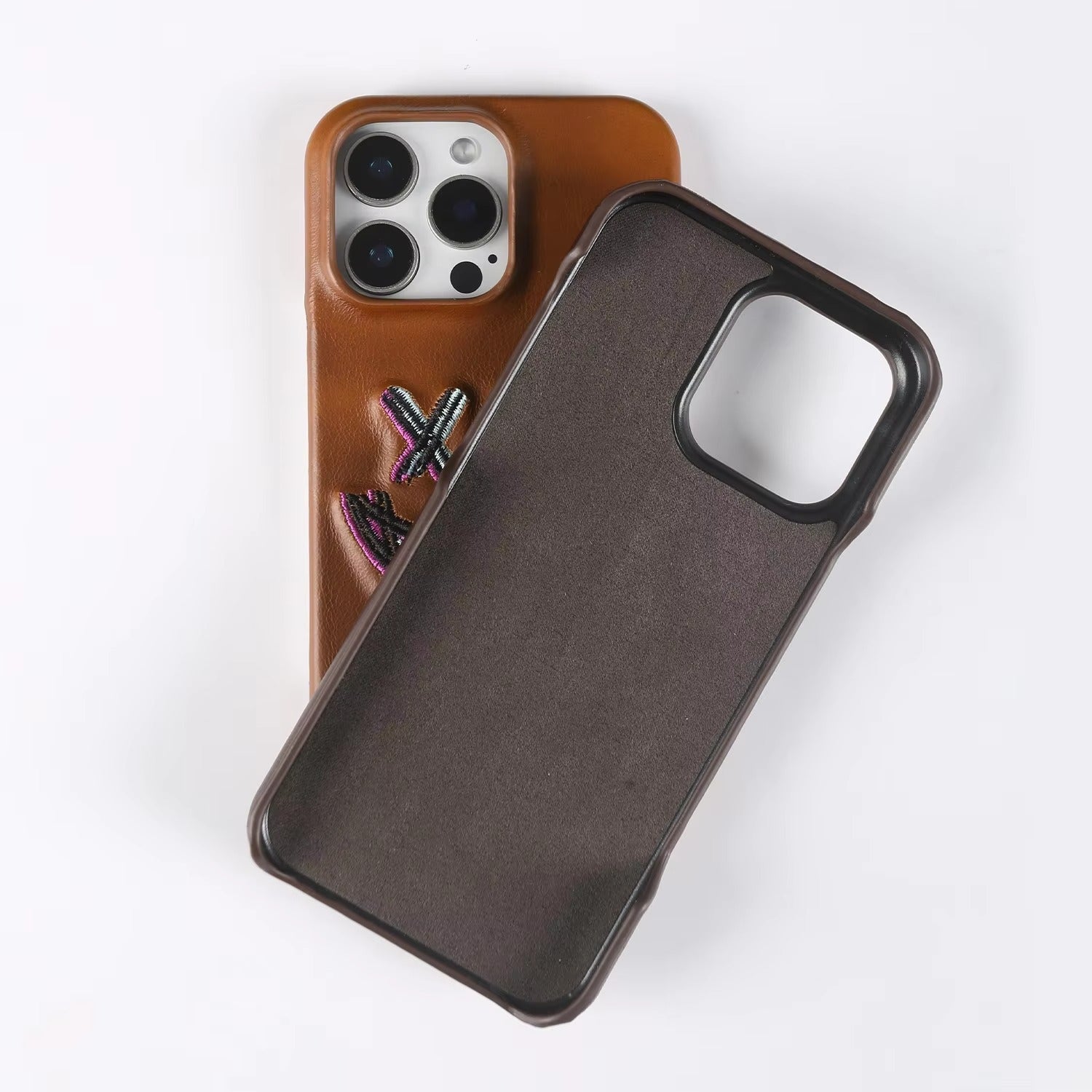 Luxury iPhone Case — Retro Embroidered Genuine Leather Cover with Full-Grain Vintage Design, Shockproof Anti-Scratch Protection & Lightweight Non-Slip Finish