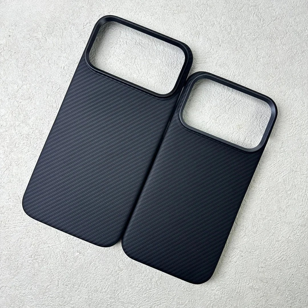 Luxury iPhone Case — Ultra-Thin Real Kevlar Aramid Carbon Fiber MagSafe Cover with 1500D/600D Lightweight Protection and Scratch-Resistant Design
