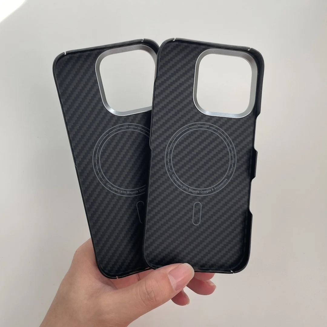 Premium Carbon Fiber iPhone Case — Half-Wrapped MagSafe Compatible, Shockproof, Anti-Fingerprint, Anti-Scratch, Non-Slip, Textured Kevlar Finish