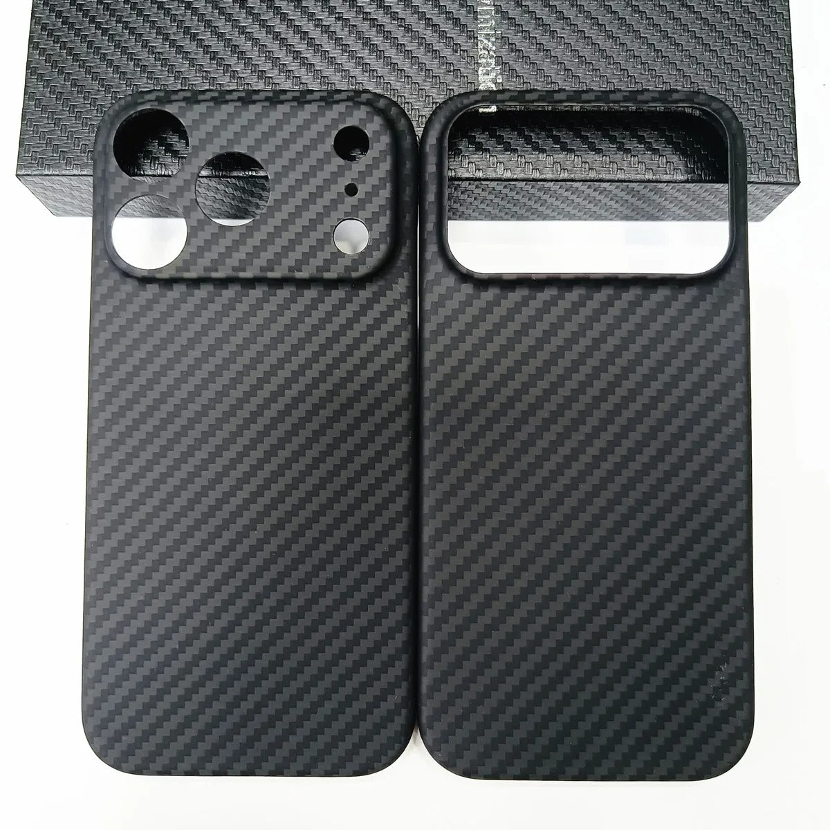 Premium iPhone Case — 1500D Aramid Carbon Fiber Ultra-Thin Hard Armor Cover with Shockproof Lightweight Anti-Fingerprint Full-Coverage Design