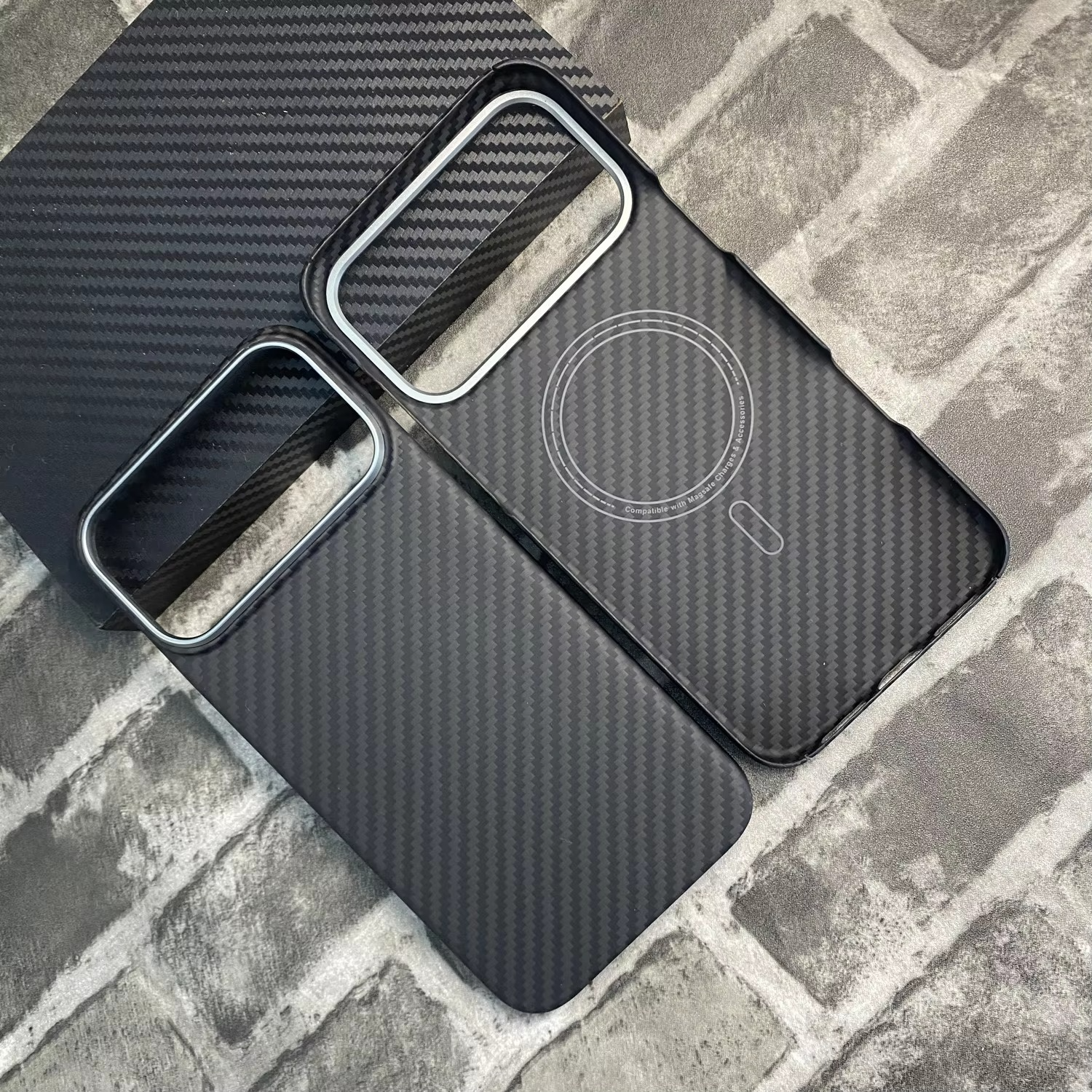 Premium iPhone Case — Real Carbon Fiber Aramid Magnetic Cover with MagSafe Support, Tough Lightweight Protective Design