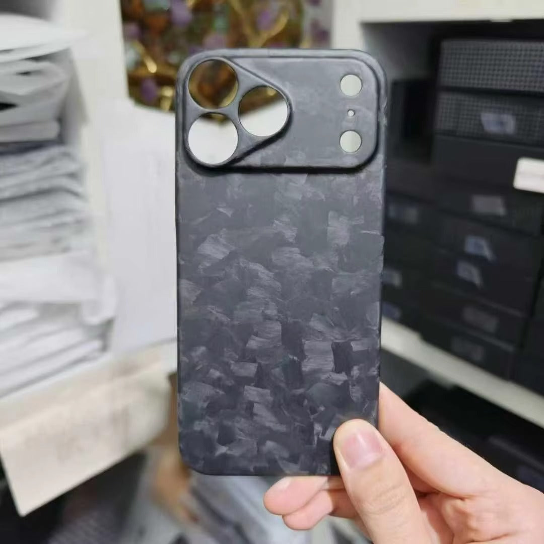 Premium iPhone Case — Real Forged Matte/Glossy Carbon Fiber Lightweight Cover with Anti-Fingerprint Tough Protection & Non-Slip Slim Design