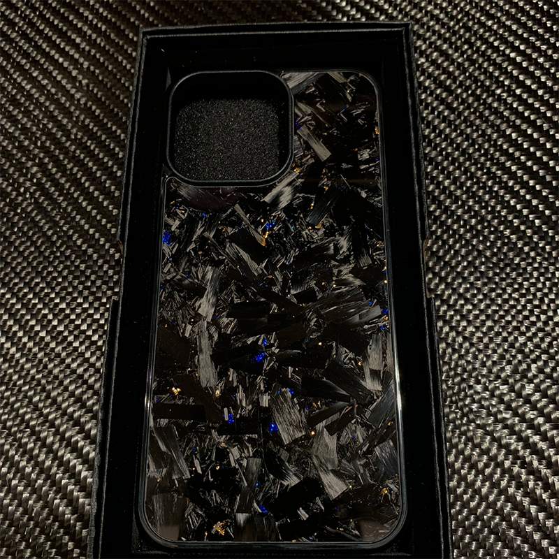 Premium iPhone Case — Real Glossy Forged Carbon Fiber Full-Coverage Magnetic Cover with MagSafe Support & Textured TPU Hybrid Design