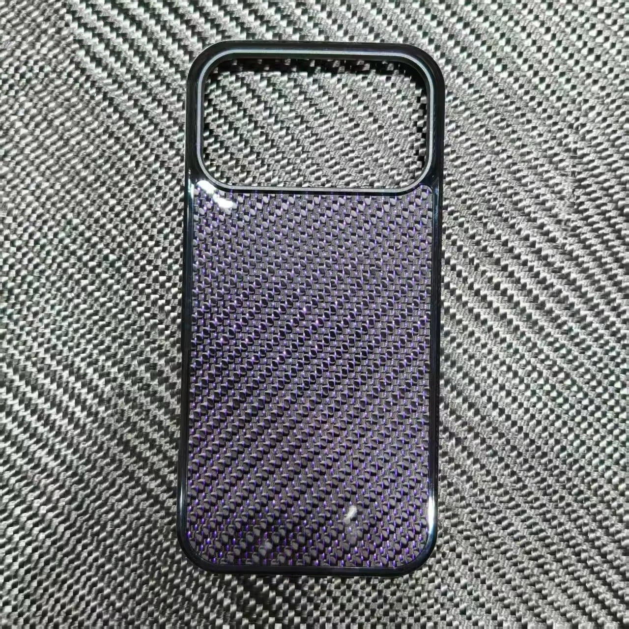 Premium iPhone Case — Real Woven Carbon Fiber MagSafe Cover with Shockproof Dual-Layer Full-Coverage Protection & Lightweight Non-Slip Design