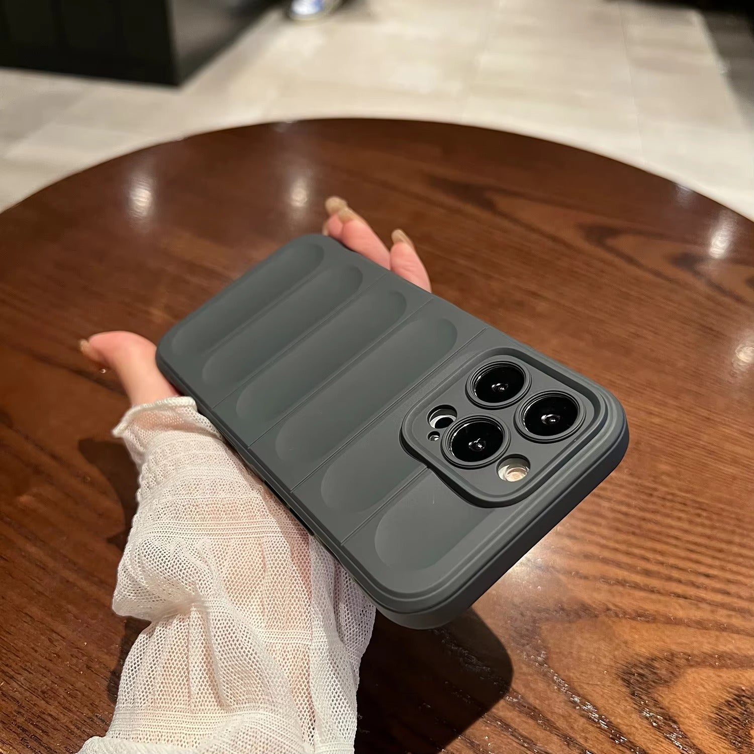 Premium iPhone Case — Soft Silicone Anti-Fall Protective Cover with Lightweight Dustproof Anti-Fingerprint Design