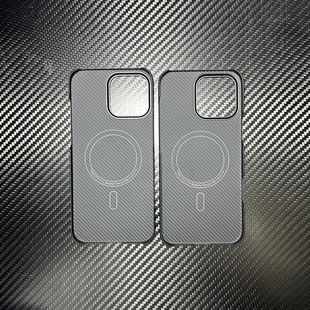 Premium iPhone Case — Thin Aramid Fiber Magnetic Cover with MagSafe Compatibility, Ultra-Lightweight Carbon Texture & Durable Half-Wrapped Design