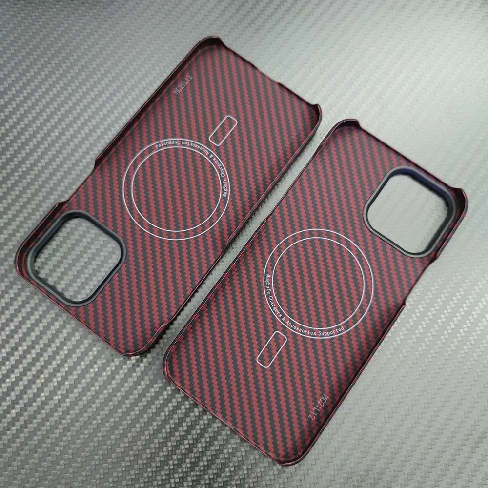 Premium iPhone Case — Thin Aramid Fiber Magnetic Cover with MagSafe Compatibility, Ultra-Lightweight Carbon Texture & Durable Half-Wrapped Design