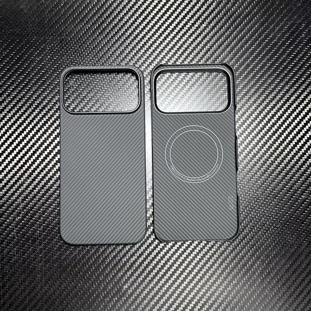 Premium iPhone Case — Thin Aramid Fiber Magnetic Cover with MagSafe Compatibility, Ultra-Lightweight Carbon Texture & Durable Half-Wrapped Design
