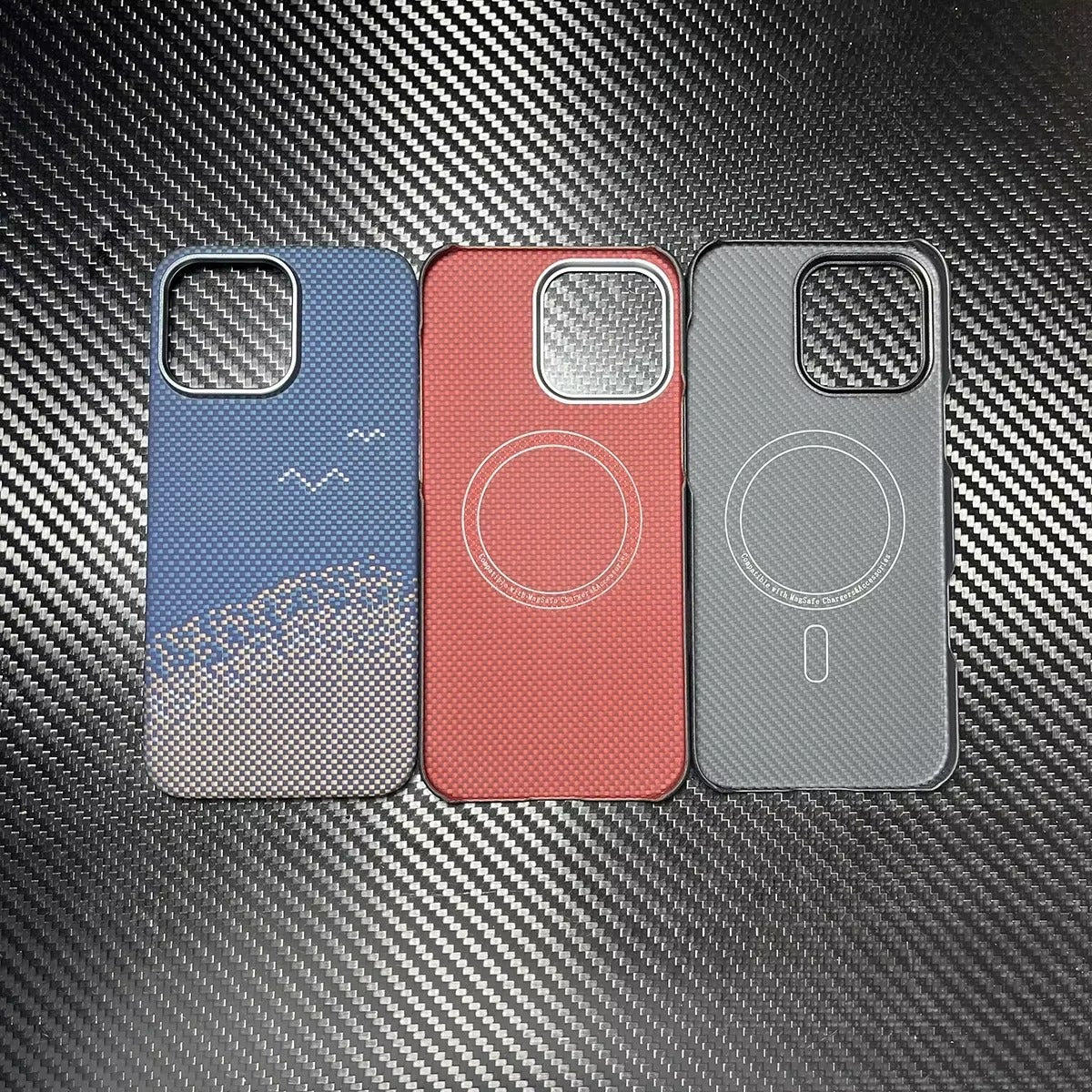 Premium iPhone Case — Thin Aramid Fiber Magnetic Cover with MagSafe Compatibility, Ultra-Lightweight Carbon Texture & Durable Half-Wrapped Design