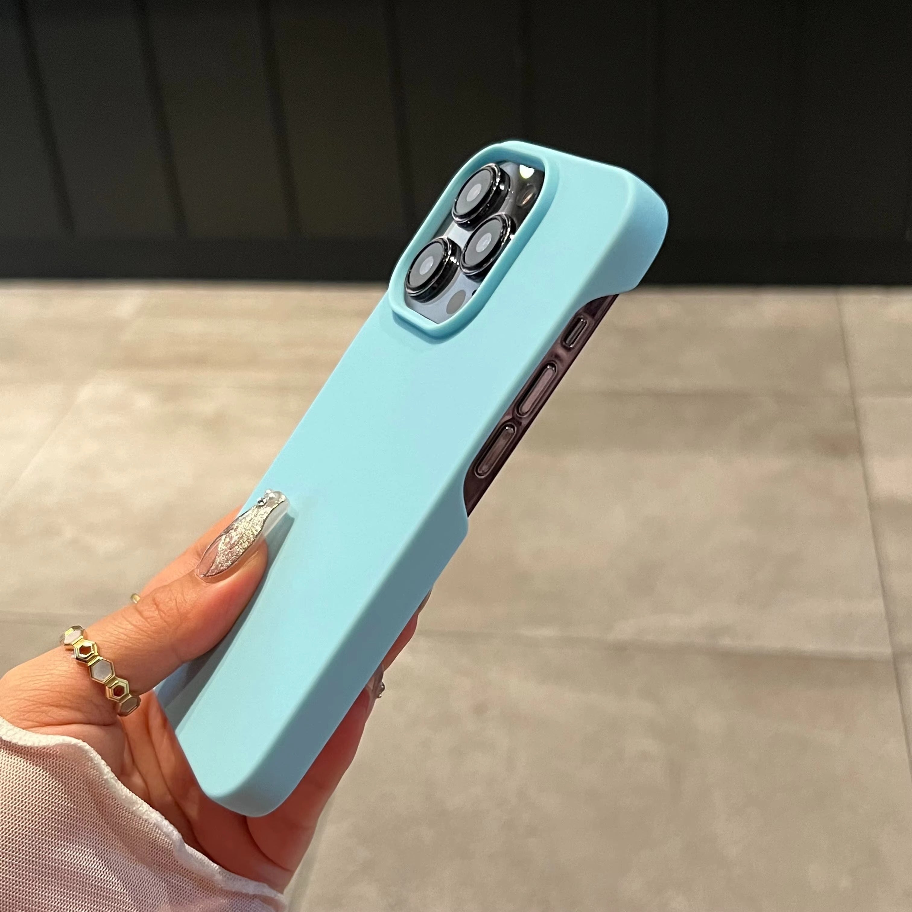 Ultra-Slim iPhone Case — Soft Silicone Pure-Color Matte Cover with Lightweight Shockproof TPU Design and Anti-Fingerprint Non-Slip Finish